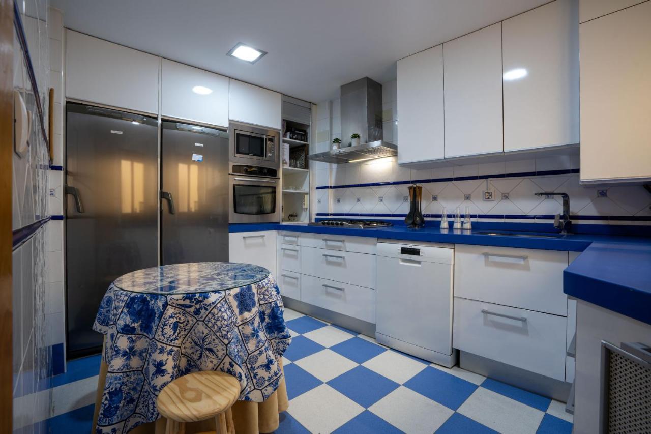 Reina Aixa- Apartamento Centro Granada Buitenkant foto