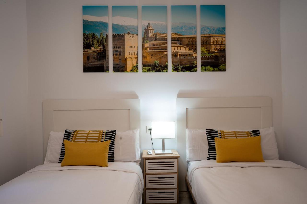 Reina Aixa- Apartamento Centro Granada Buitenkant foto
