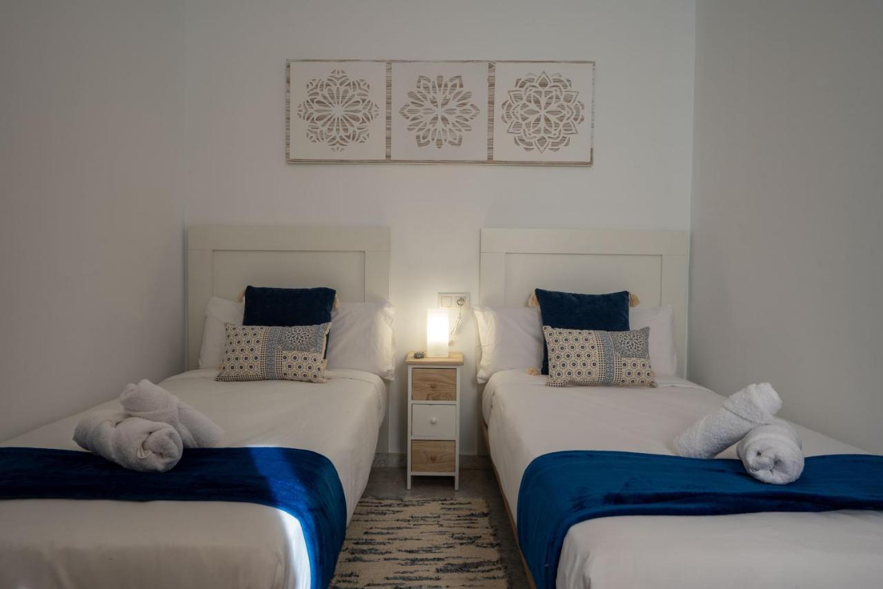 Reina Aixa- Apartamento Centro Granada Buitenkant foto