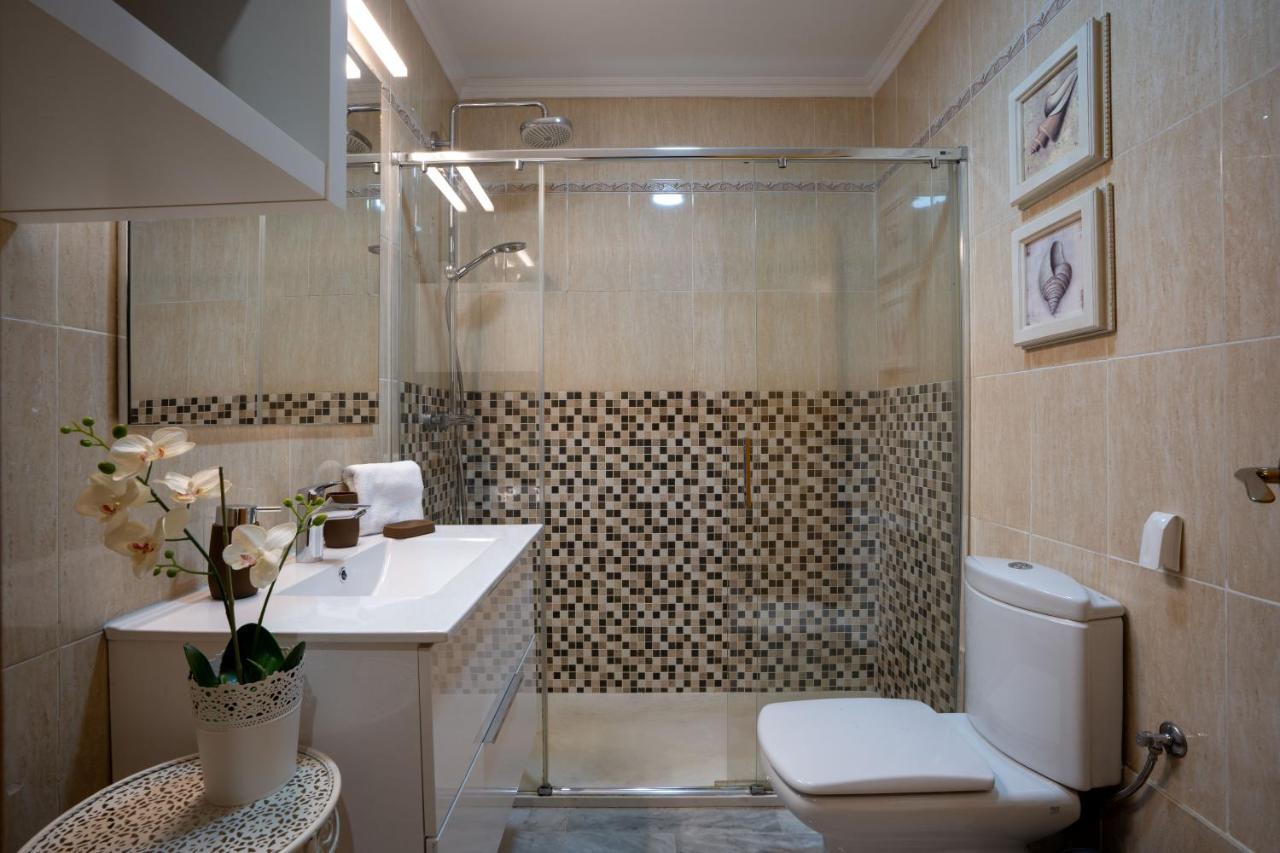 Reina Aixa- Apartamento Centro Granada Buitenkant foto