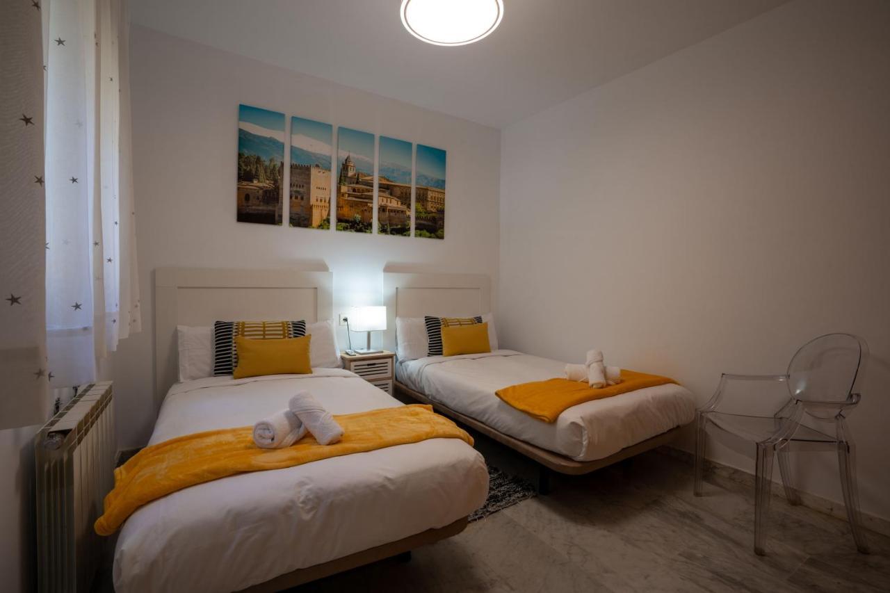 Reina Aixa- Apartamento Centro Granada Buitenkant foto